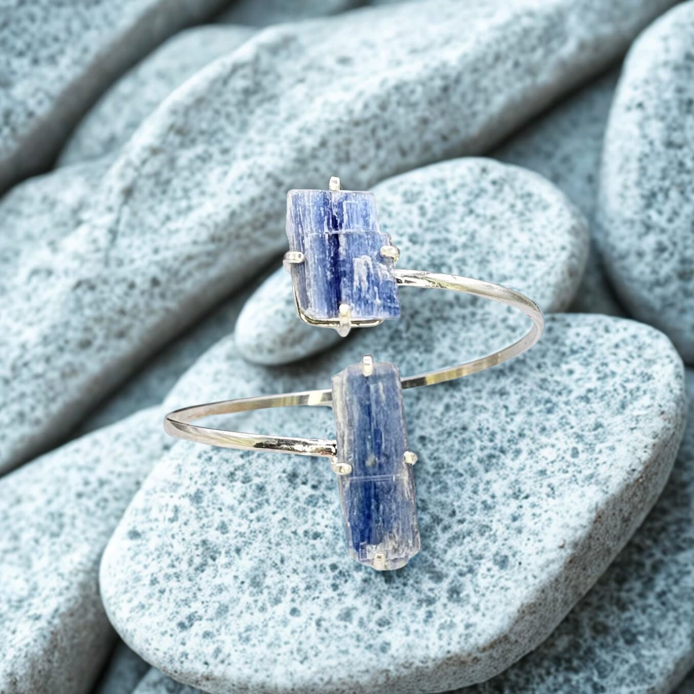 Βραχιόλι με κυανίτη 