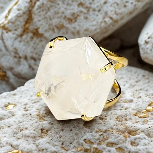 Δαχτυλίδι με ροζ χαλαζία 