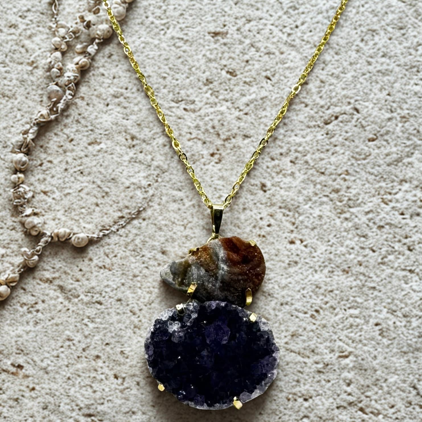 Κολιέ με Αμέθυστο και Χαλκηδόνιο