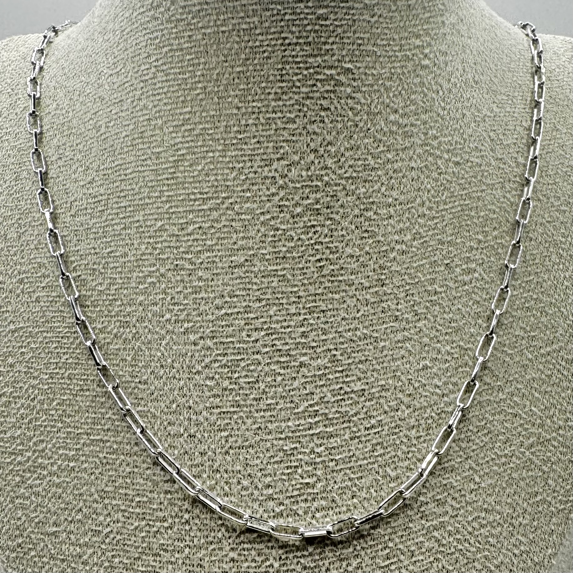 Paper Clip Chain Necklace 